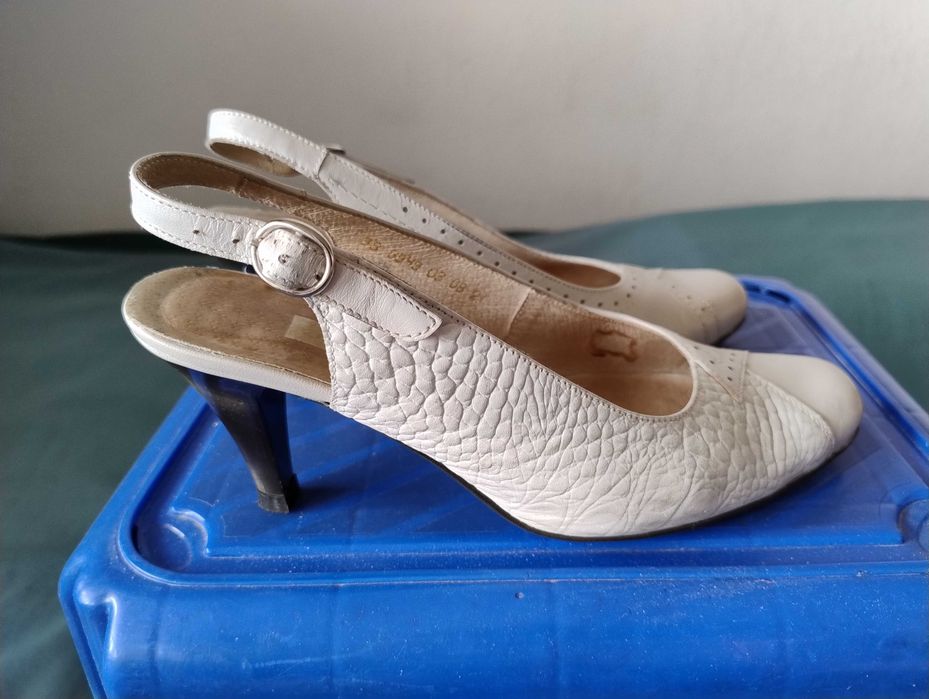 SUPER CENA Botki marki Divided H&M kolor czarny rozmiar 39 wkładka 24,5 cm Zimowe jesienne kozaki botki adidasy czółenka klapki pantofle mokasyny