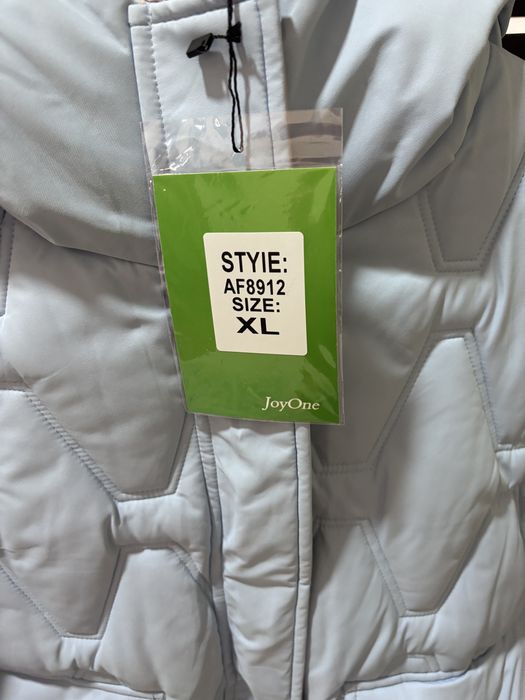 Демісезонна жіноча куртка, розмір l-xl