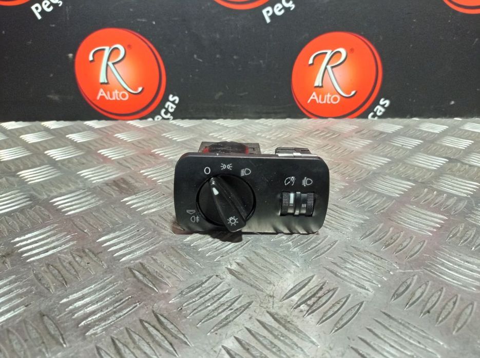Comando Das Luzes Seat Ibiza Ii (6K1)