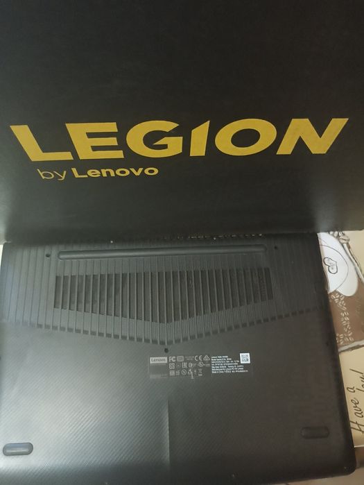 Продам ноутбук Lenovo Y-520