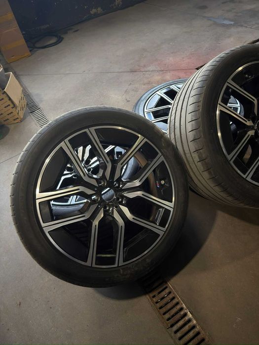 Jantes BMW G70 Serie 7 5x112 R20"