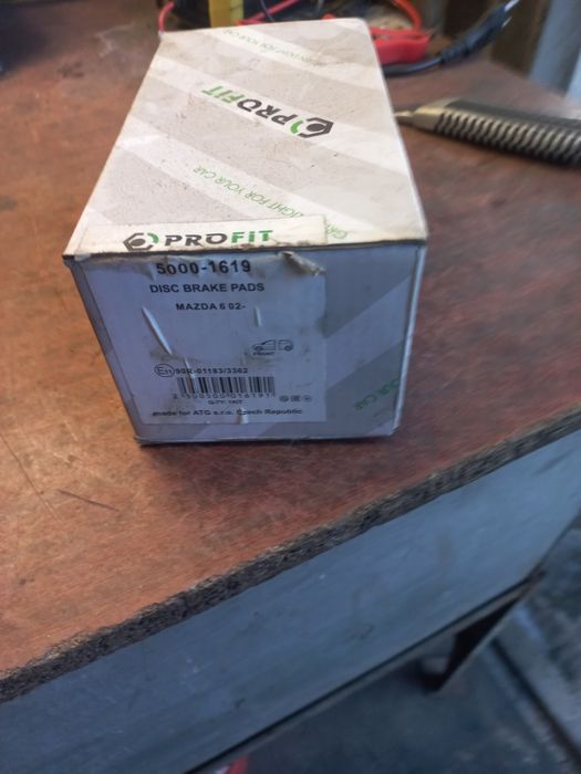 тормозные колодки передние мазда 6 2002 года и старше