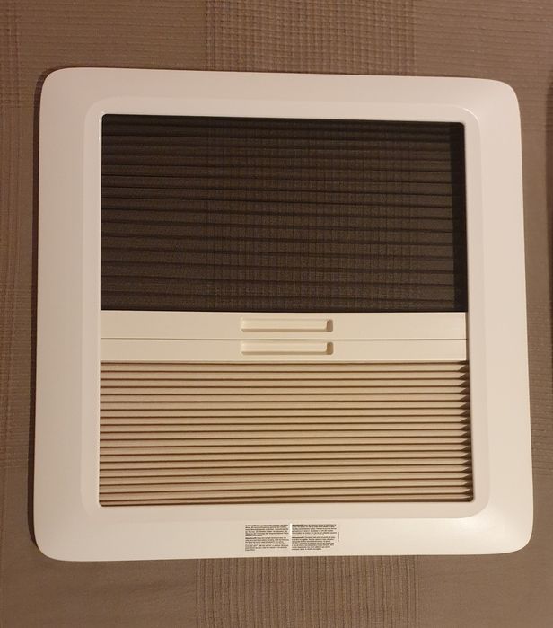Okno do kampera przyczepy kempingowej Dometic Mini Heki Style 400x400