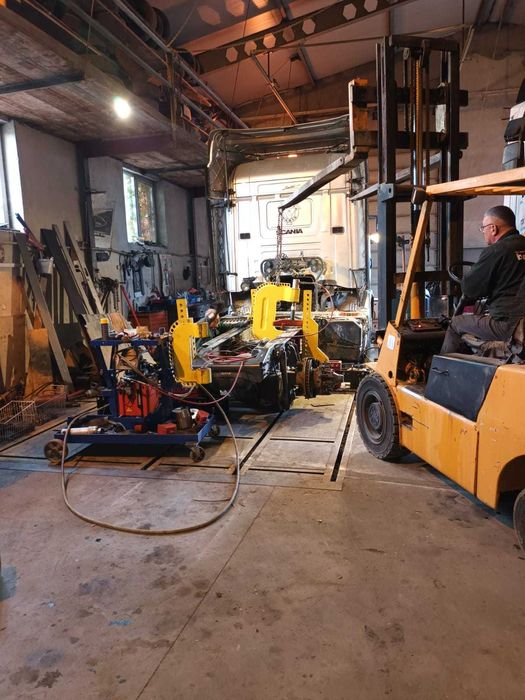 Usługa prostowania ram samochodowych. Przedłużanie, skracanie.