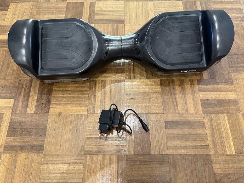 Hoverboard praticamente novo troco por trotinete eletrica