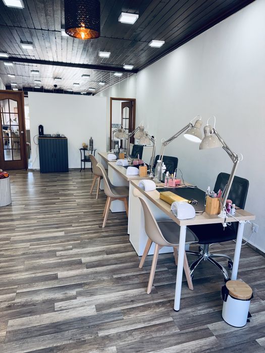 Procurase esteticista