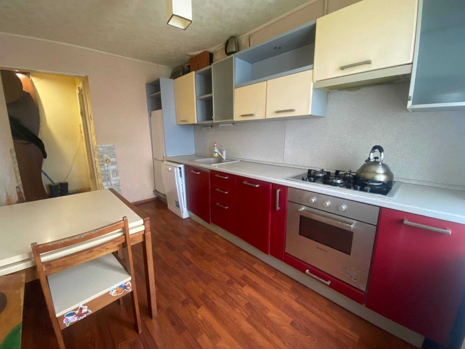 Аренда!3 комнаты!Центр!Средний этаж!