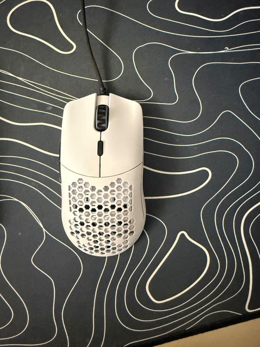 Ігровий сет(ПК+Клавіатура+3 монітори+проводи+миш+вебкамера)