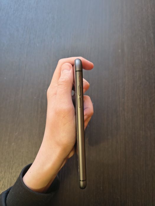 Iphone 11 64gb iCloud