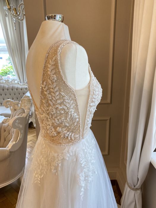 suknia slubna nowa 38