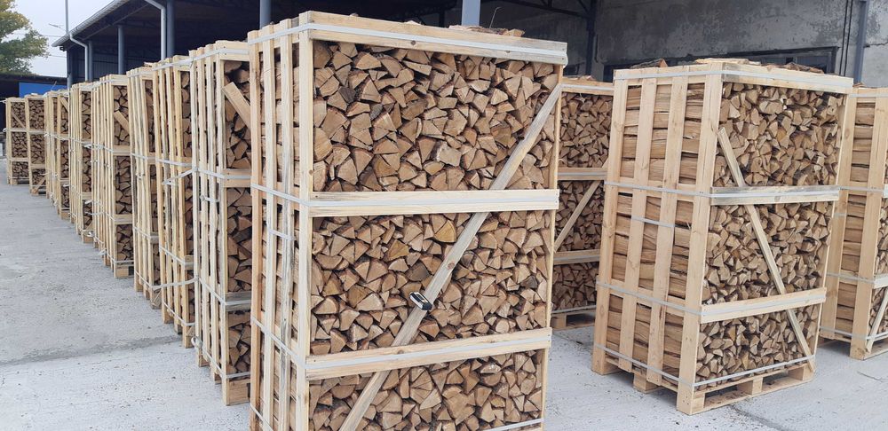 Пропонуемо брикети PINI-KEY. Дрова,Дуб.Граб.Ясен. Власне виробництво.