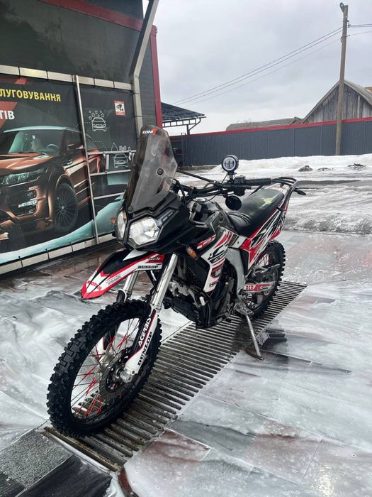 Продам лося 300.