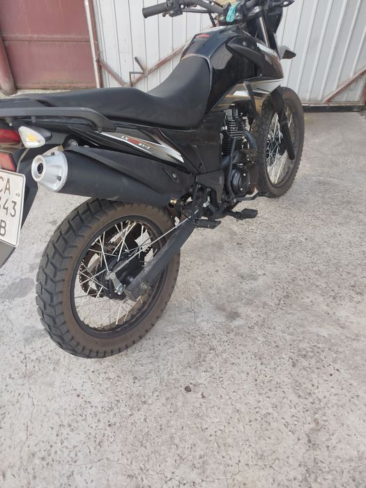 Продам мотоцикл Лонсін 200