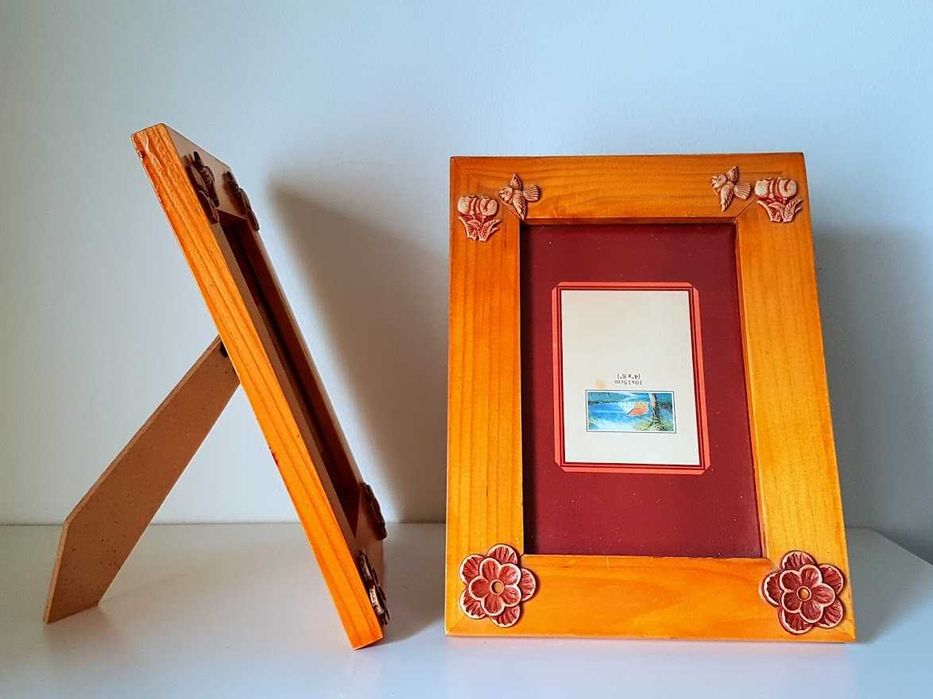 Par de molduras em madeira novas a estrear