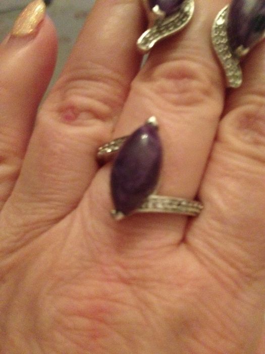 Серебряный комплект с чароитом