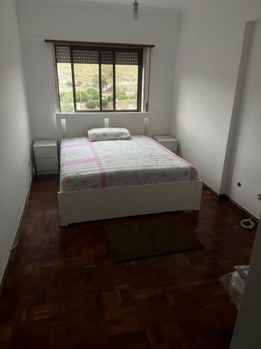 Arrenda-se um quarto mobilado, com tudo incluído em Aguava-Cacém, Casal do Cotão e S.Marcos, Avenida Cidade de Lisboa
