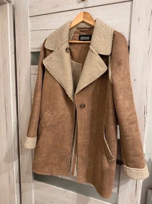 Płaszcz/kożuszek/kurtka Mango