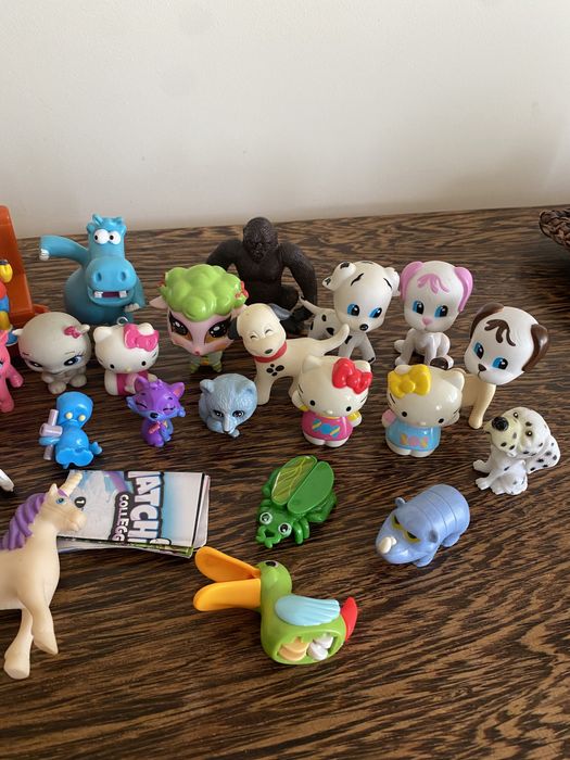PVC Dolls/Figures: Animals, Disney, The Simpsons, Nestlé, Hello Kitty, Winx64297734313601122