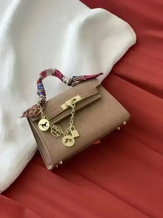 Сумочка Хермес жіноча шкіряна Повний комплект сумка Hermes Kelly біла через плече кросбоді