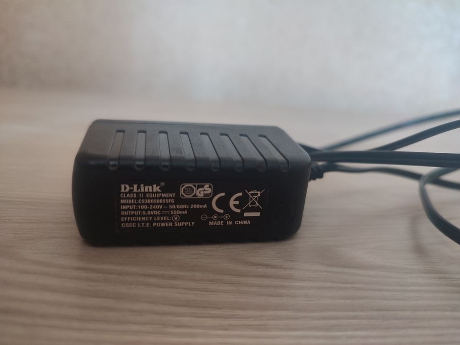 Сетевой коммутатор (мережевий комутатор) D-Link  DES 1005А