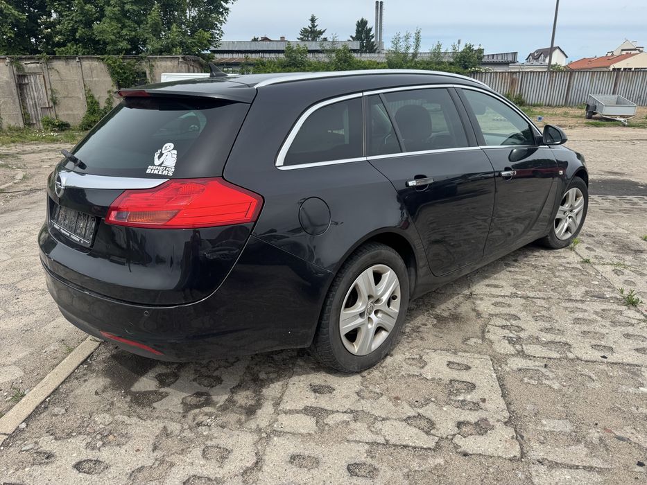 Opel Insignia 2.0 rok 2009