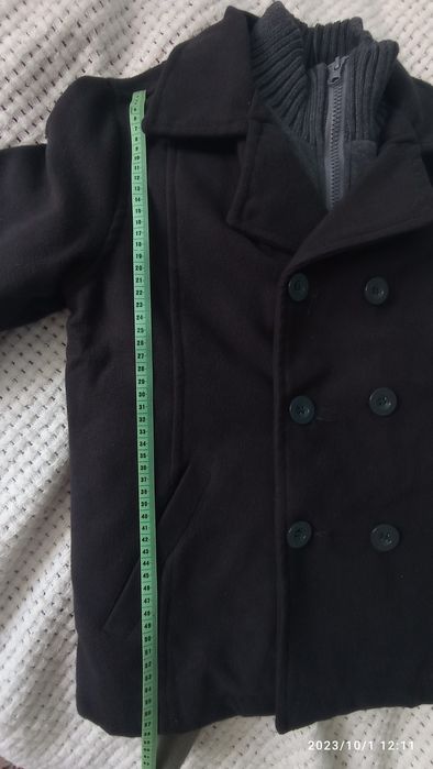 Пальто чёрное и куртка вечна-зима оранжева я  на мальчика