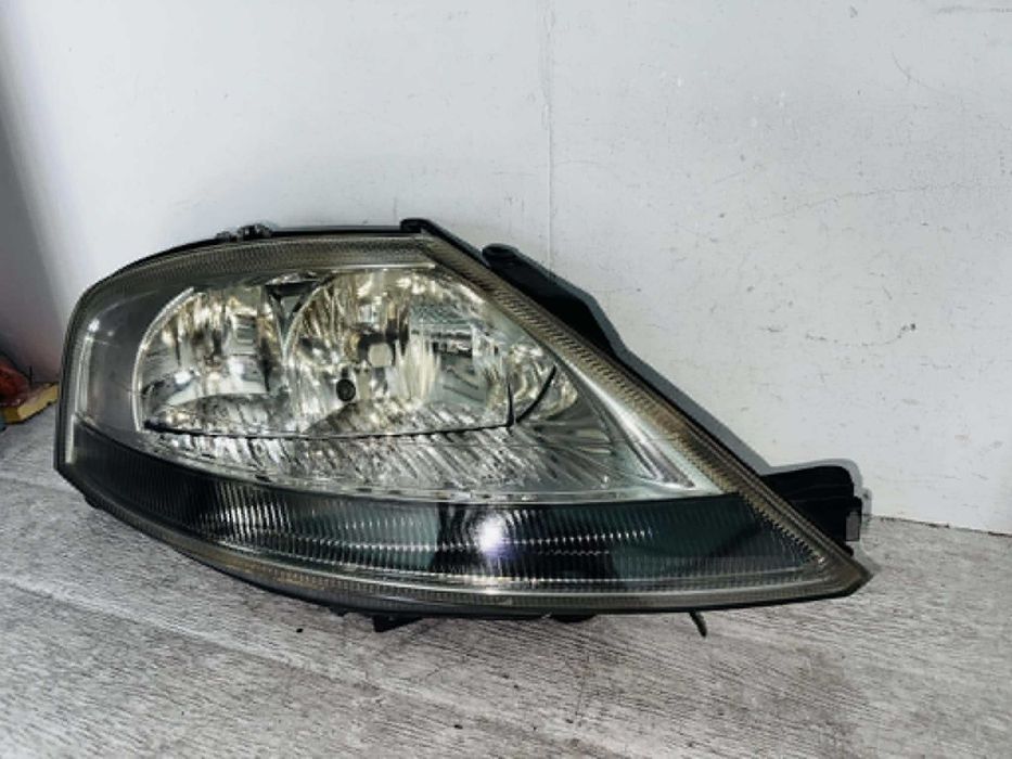 Farol Direito Citroen C3 - 02/10