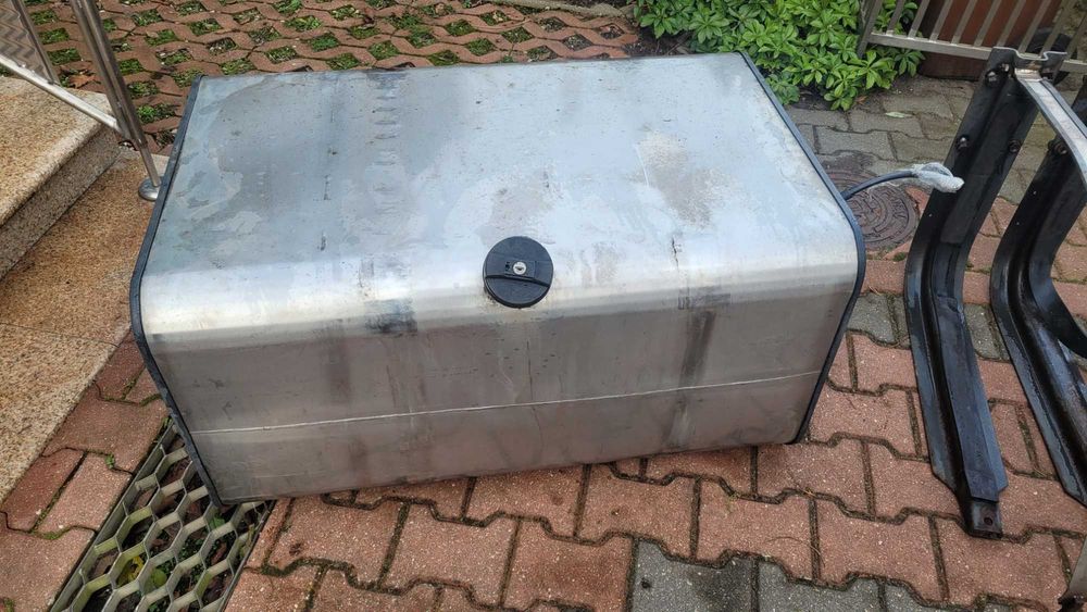 Zbiornik paliwa nierdzewny