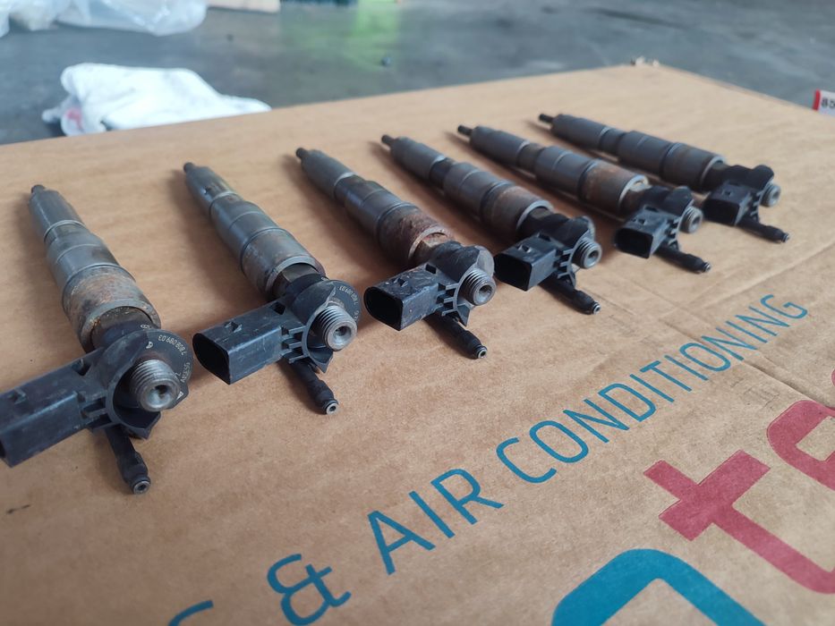 Wtryski wtrysk wtryskiwacz BMW E90 E60 X5 E70 335D Lift 535D 286km bit