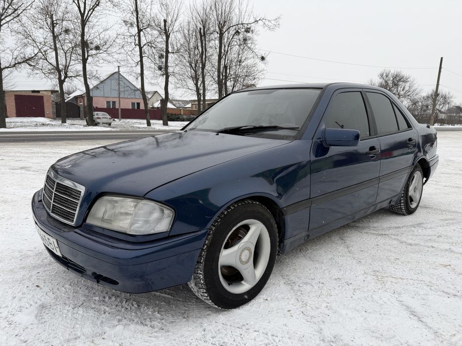 Продам Mercedes C180
