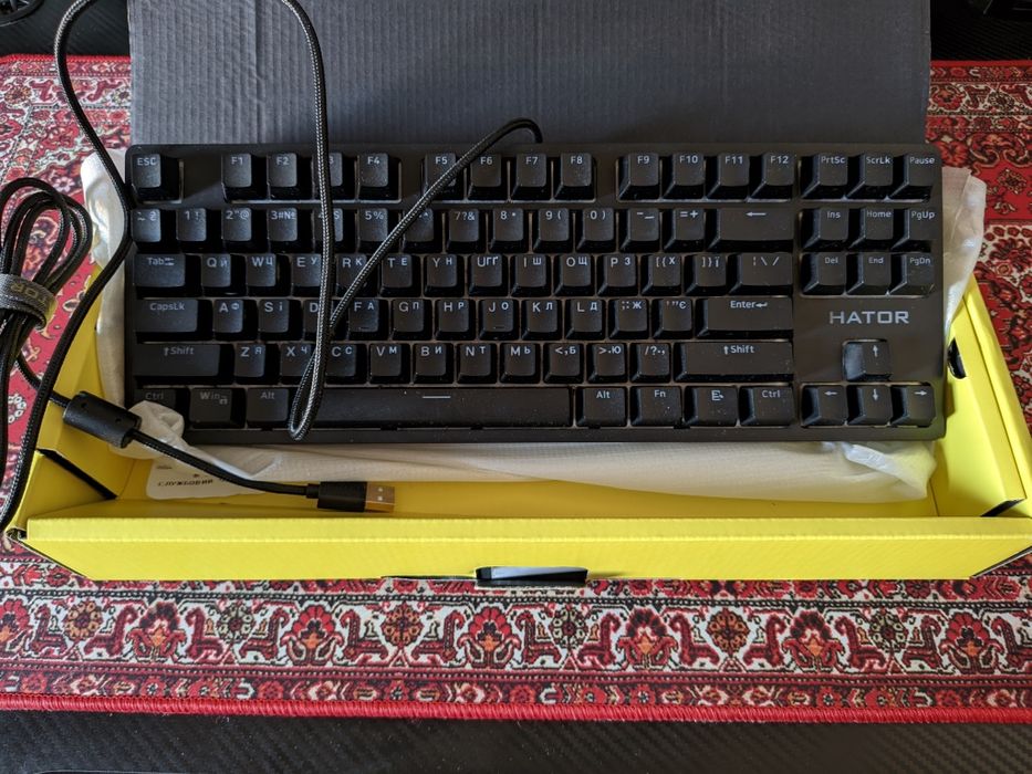 Клавіатура Hator Rockfall 2 Mecha TKL Indigo USB Black - як нова