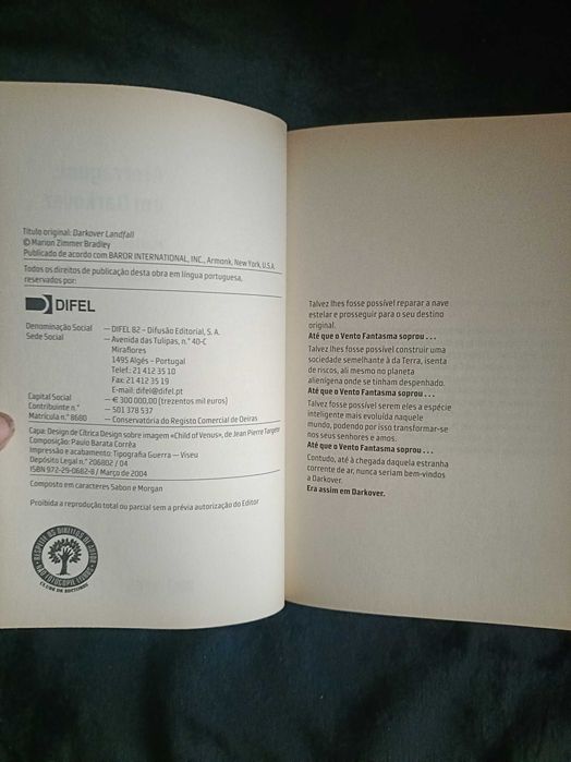 Livro "Aterragem em Darkover" de Marion Zimmer Bradley