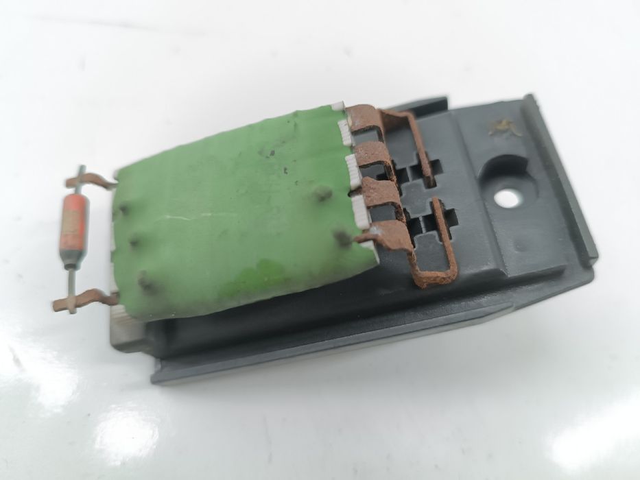 Resistencia de sofagem - FORD Transit Connect (P65_, P70_, P80_) | 02 -