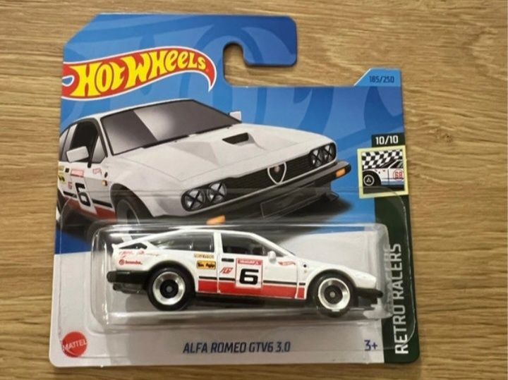 Conj 2 Hot wheels 16 Mercedes-AMG GT3