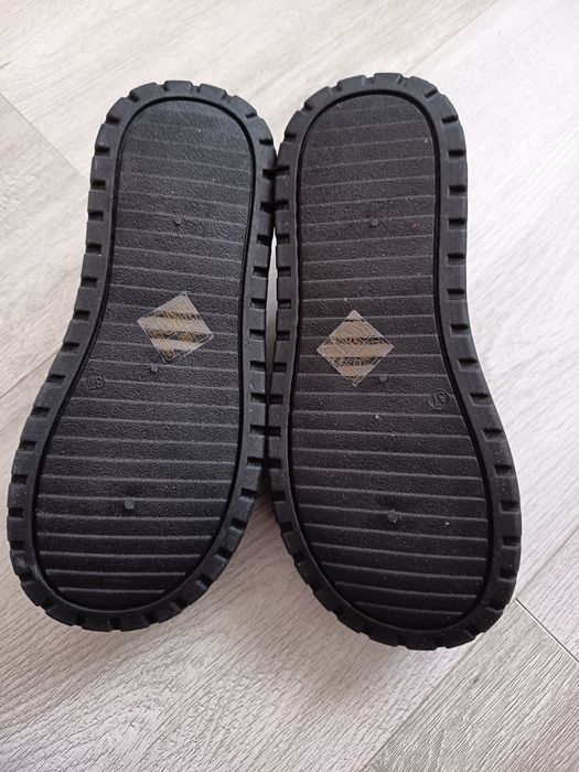Nowe sneakersy damskie r.37/ wkl. 24 cm