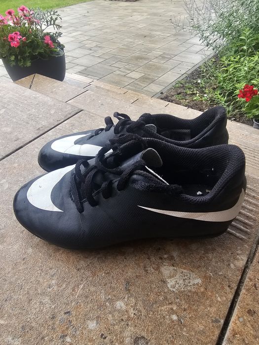 Korki sportowe rozm. 31,5 Nike