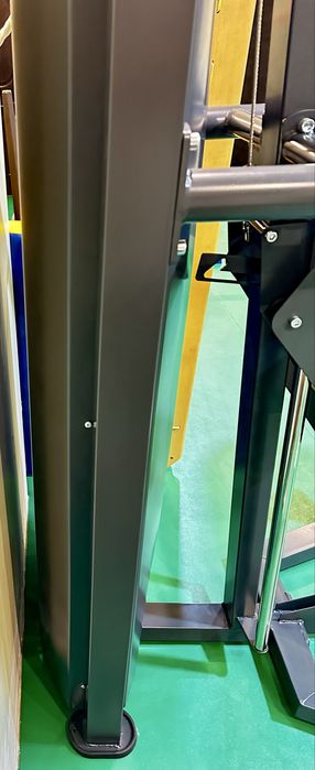 Тренажер Гравітрон з додатковою функцією нижного навантаження.