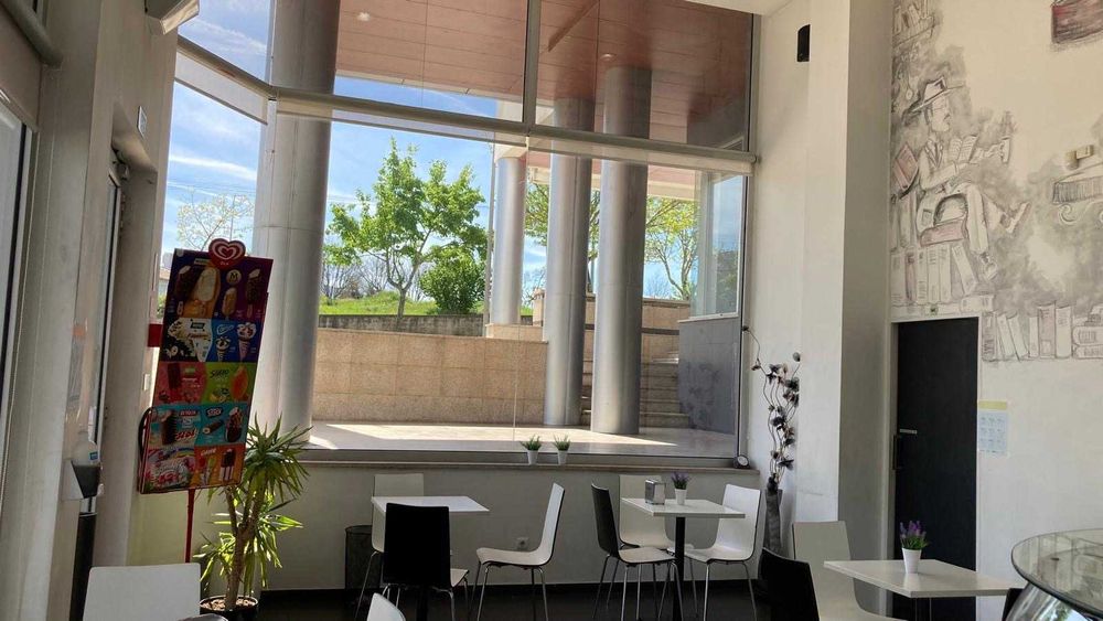 Centro de cópias e cafetaria em Viseu