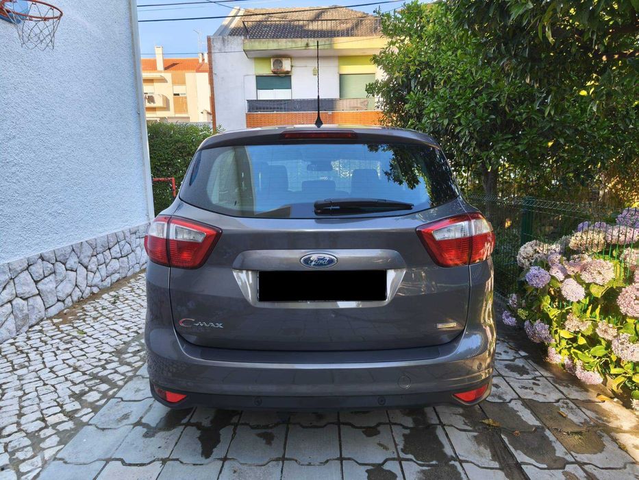 Ford C-Max 1.0  Titanium - 112.000 km - Negociável– (Muito estimado)