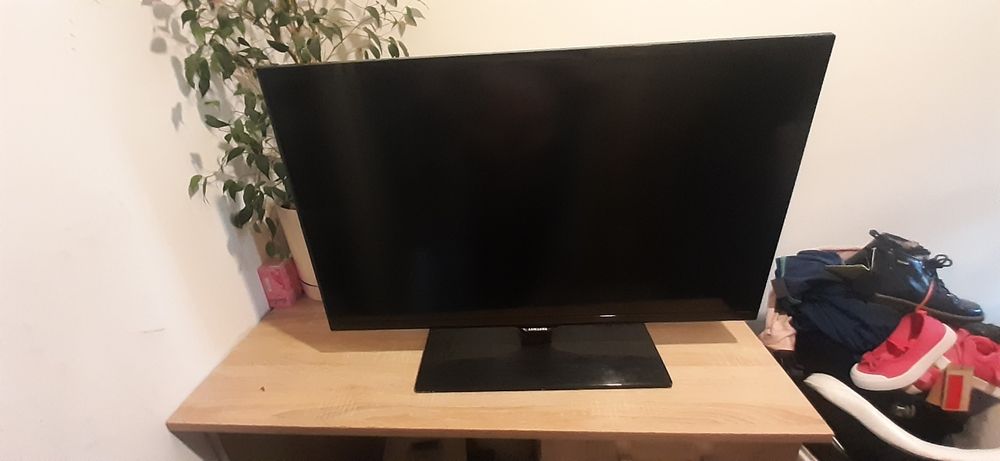 Tv samsung 32" sprawny