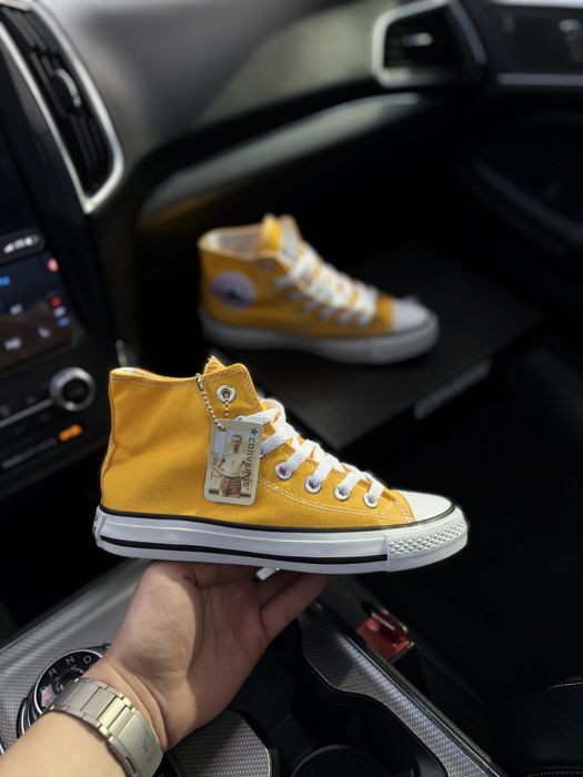 Жовті конверси жіночі високі converse all star chuk