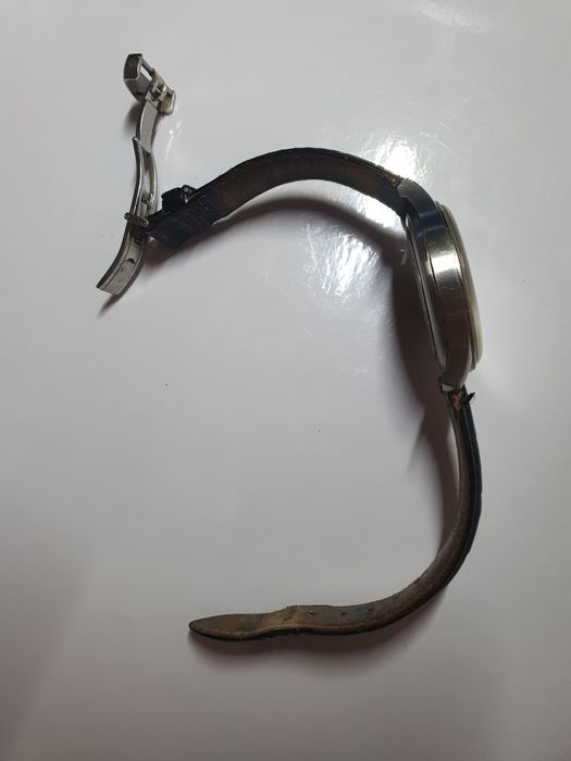 Vendo Tissot Escudo em muito bom estado.