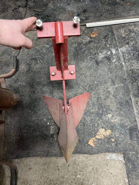 Плуг до мотоблока