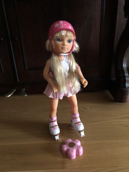 Boneca Nancy Patinadora