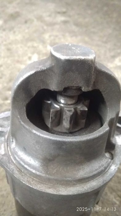 Продам стартер Suzuki.