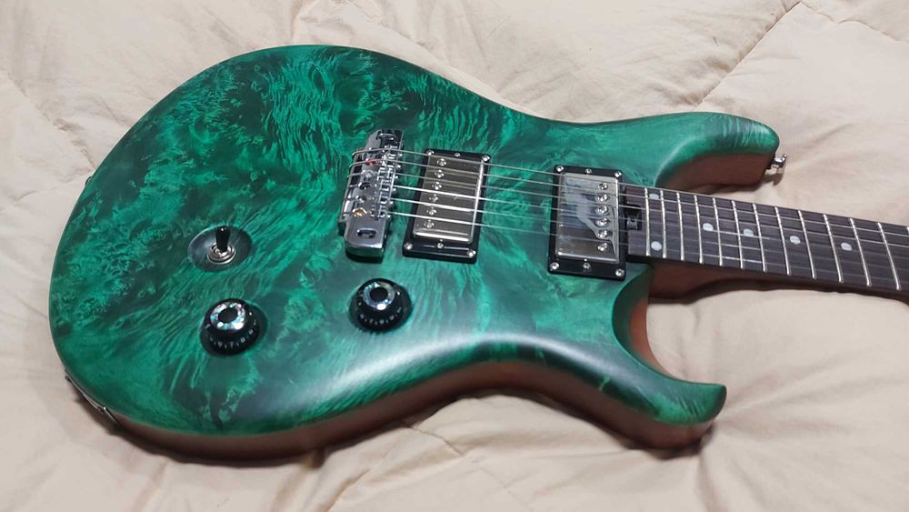 Електрогітара custom 24