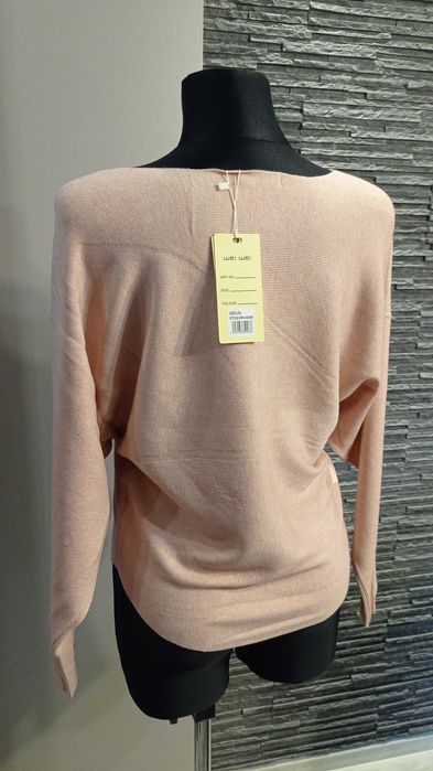 Sweterek damski nowy