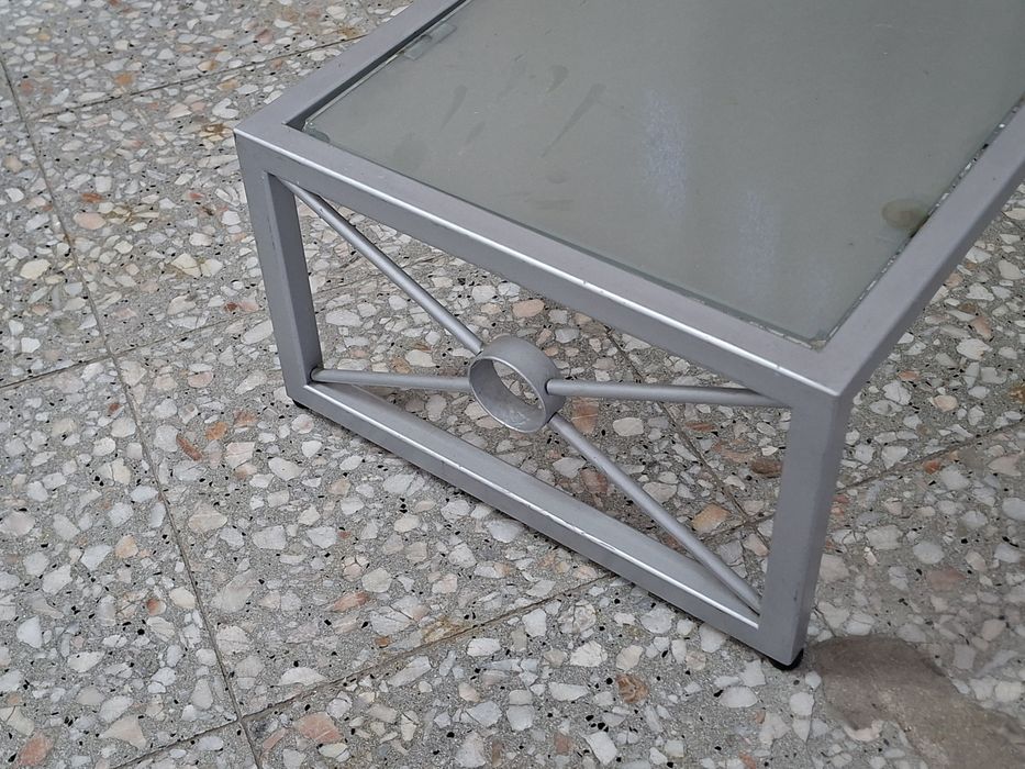 Mesinha centro em ferro e vidro