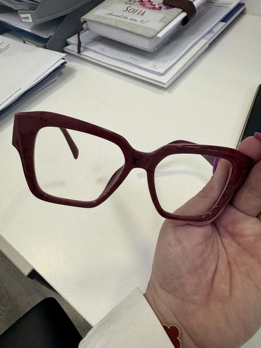 Oculos Prada vermelhos originais