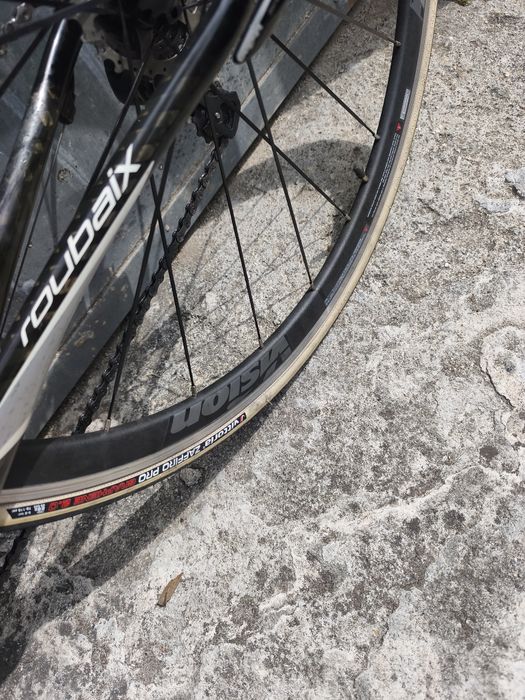 Bicicleta Specialized Roubaix elite (carbono)